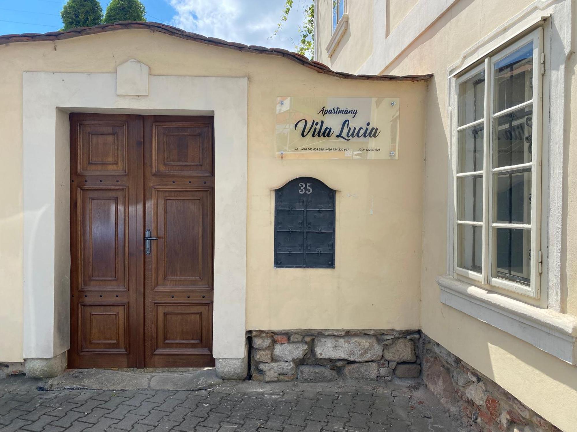 Galerie Vila Lucia 5 -Loft Apartman Plzeň Extérieur photo